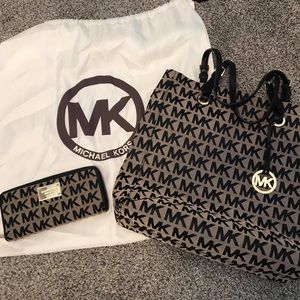 MK tote and wallet set